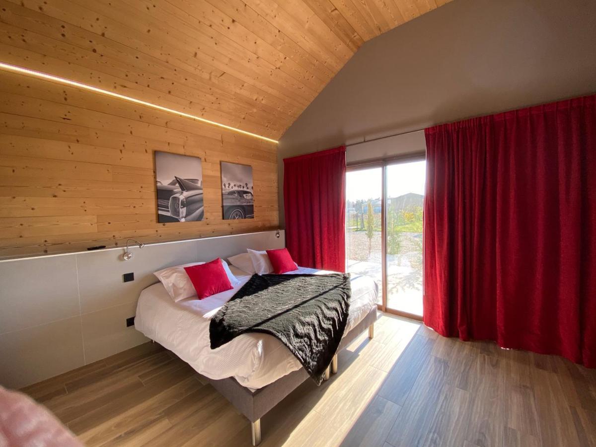 World Hotel Saint-Vulbas Eksteriør bilde